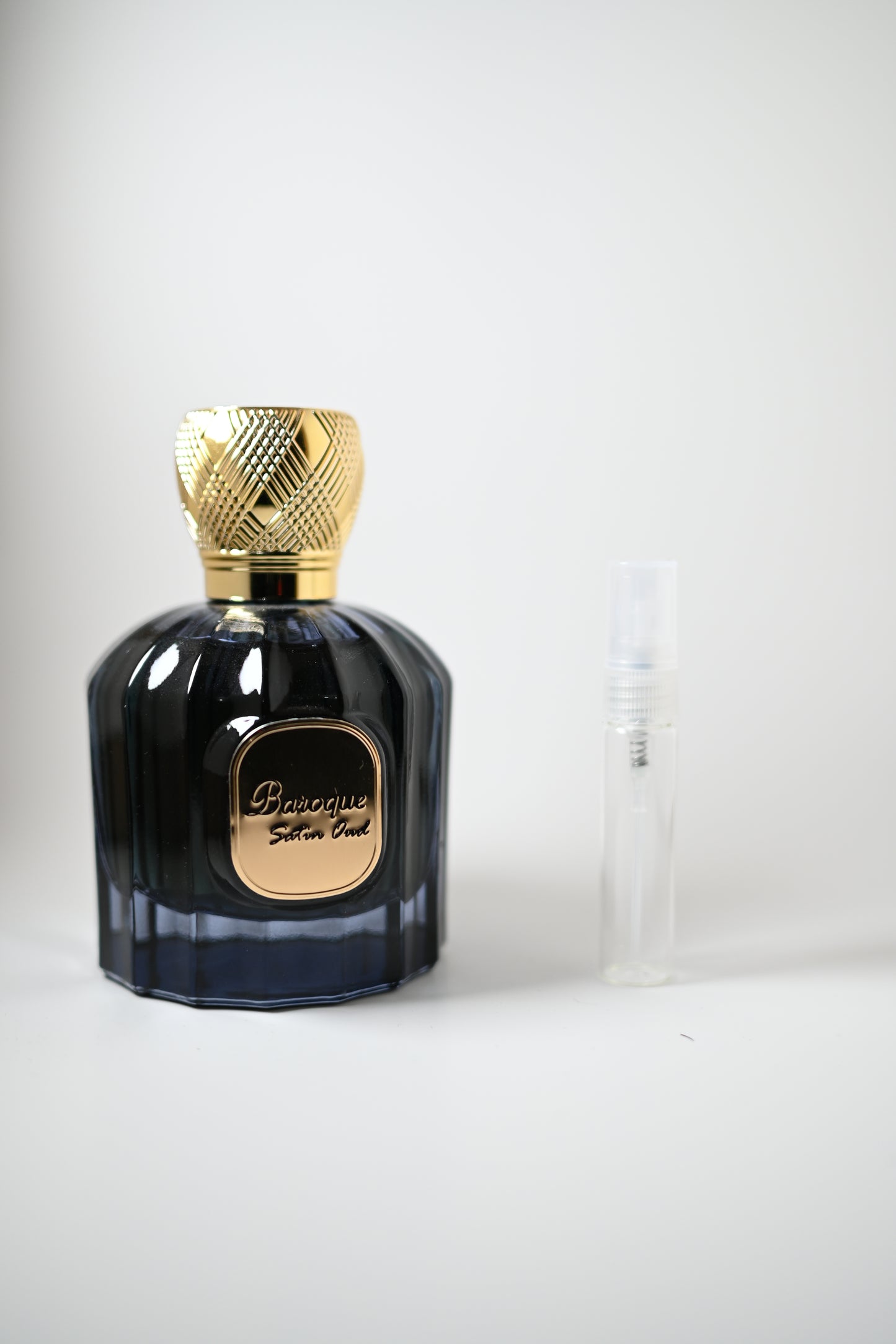 Baroque Satin Oud Maison Alhambra - Perfumes de Adrian
