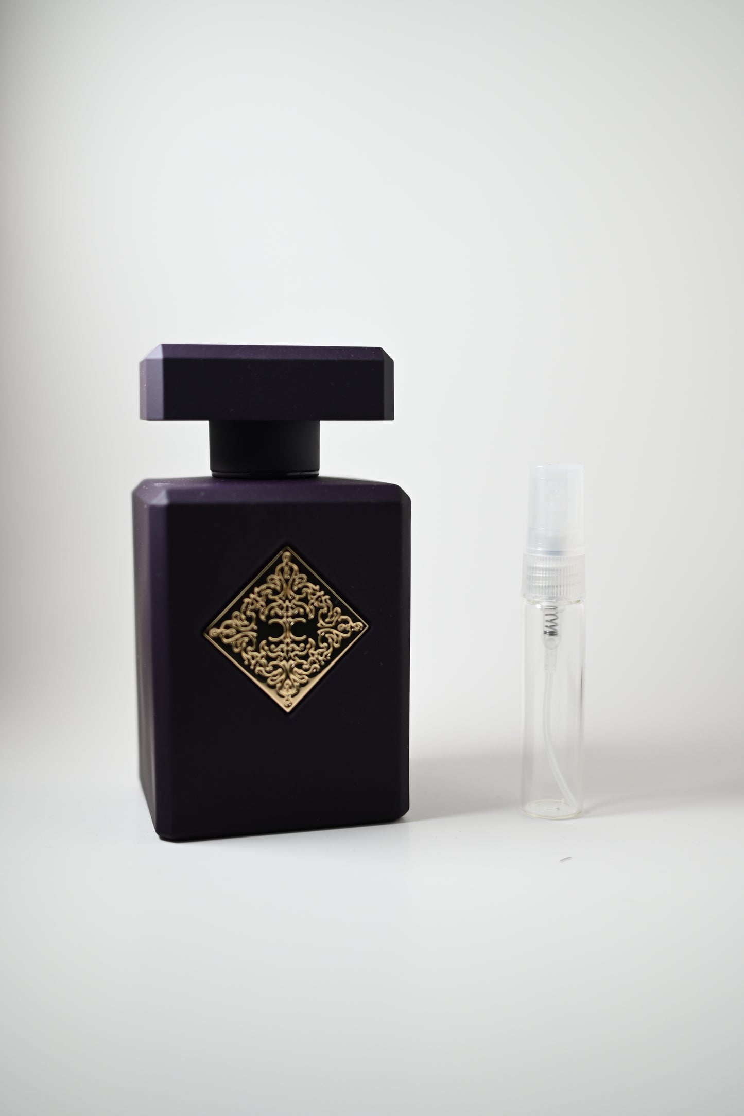 Initio Psychedelic Love Bottle Next to 5ML Decant - Perfumes de Adrian