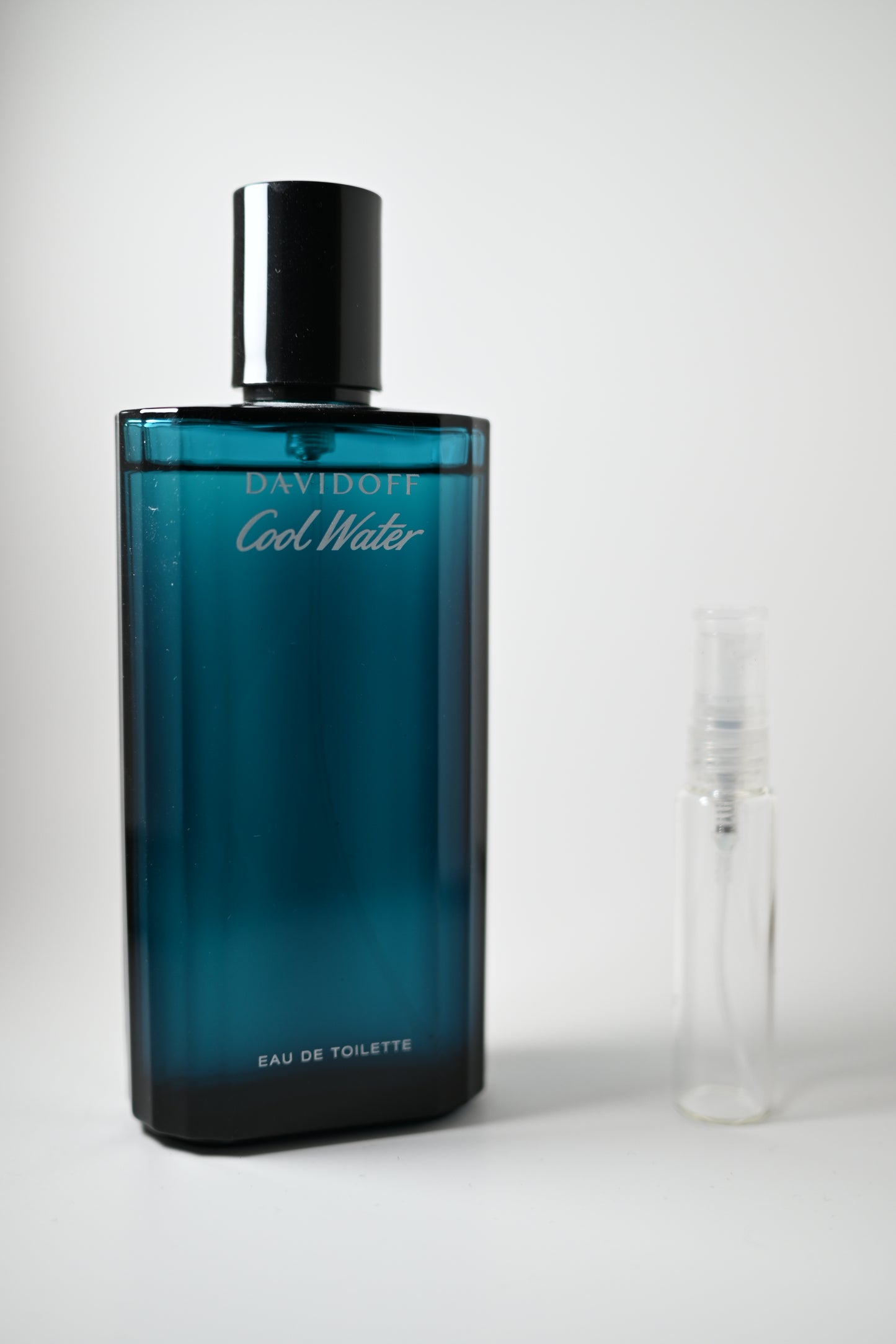 Davidoff Cool Water Bottle Next to 10ML Decant - Perfumes de Adrian